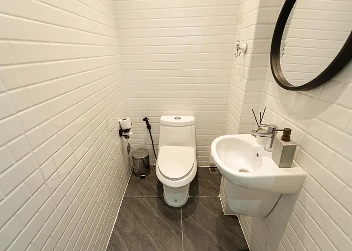 Asok House Sukhumvit27 Free Bf